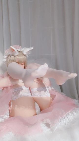 年轻老师6大胸女教师