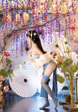 善良的女秘书的目的观看