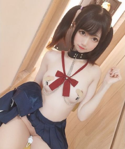 二女同志亚洲人狂欢的剧情介绍