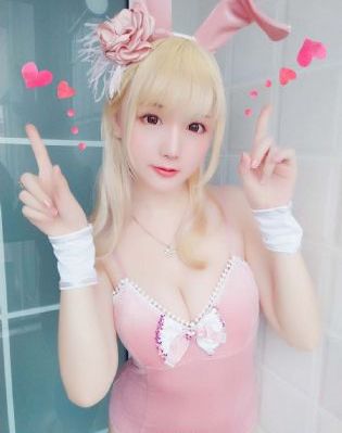 年轻的女教师2中文字