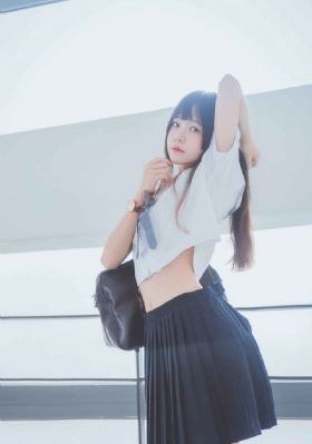 中に突然の大雨一雨宿