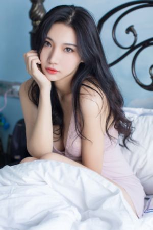 办公室内衣动漫