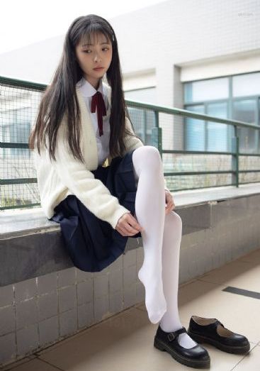 蓝精灵寻找神秘村