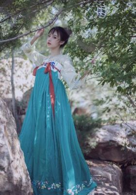 旋风少女第二季免费播放